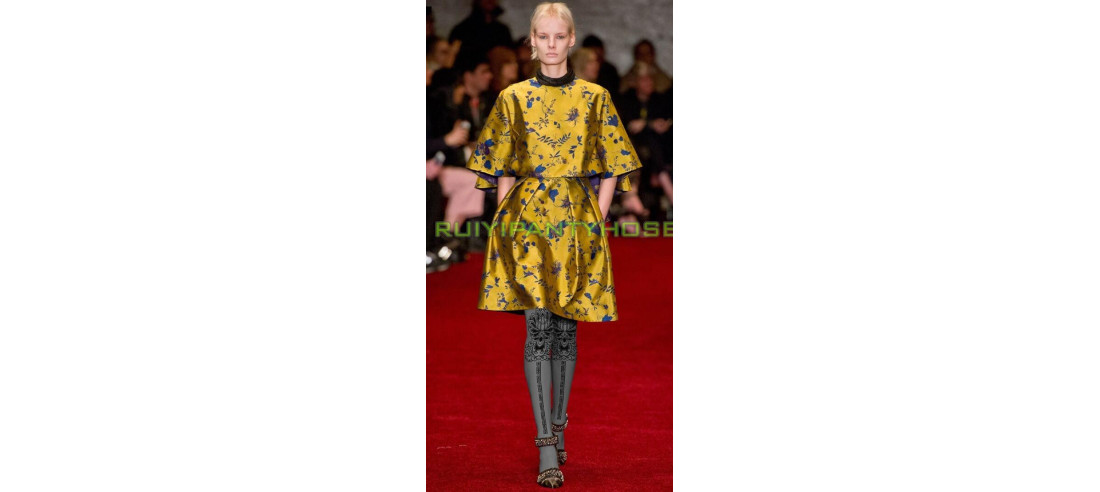 Collant opaque Imprimé gris défilé de mode