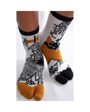 Chaussettes-japonaises-coton-les-petits-caprices-asymétriques-village-traditionnel