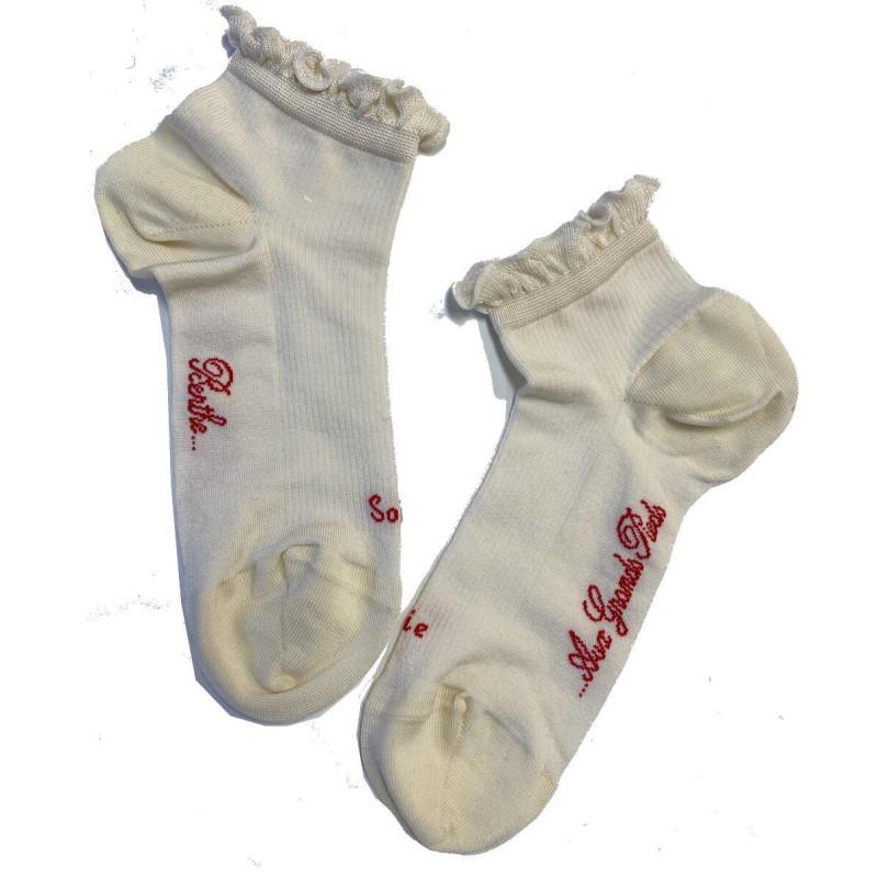 Socquettes  soie ivoire cotes et Frou Frou Berthe aux grands Pieds
