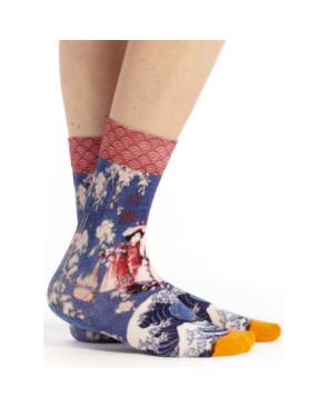 Chaussettes-bambou-ruban-rouge-oeuvre-et-tableau-illustre-estampe-geisha-hokusai-RUART20-profil