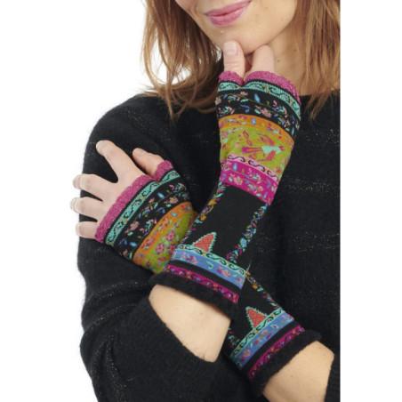 MITAINES-fil-de-jour-lpatchwork-fleuri-filGA51-bras-croisé