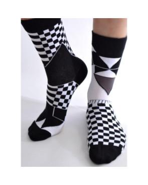 Chaussettes-les-petits-caprices-asymétriques-Smocking-psychédéliques-carreaux-face-av