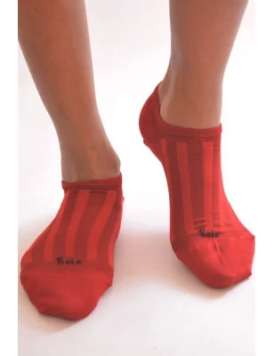 Socquette-Berthe-aux-grands-pieds-en-soie-coton-rouge