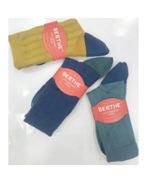 Assortiment -de-chaussettes-en-soie-Berthe-aux-grands-pieds-bleu-vert-safran-BAMCS2