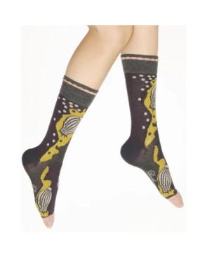  Chaussettes-Berthe-aux-grands-pieds-fleurs-d'hiver-à-pois-laine-pois-vrai