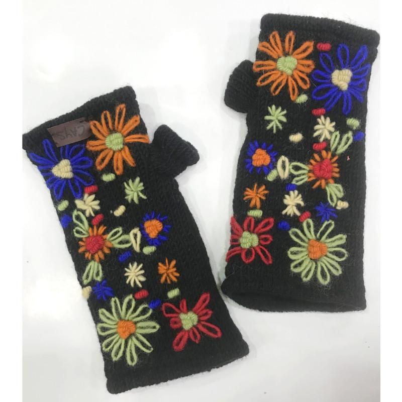 Mitaines Grosse Laine Fleurs tricotés Cronert