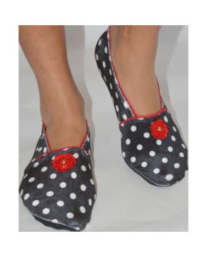  Chausson-coréen-lpc-ixli-dots-rouge-face