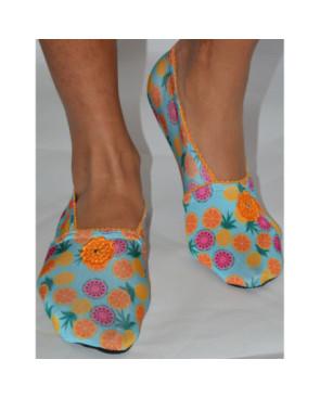 chaussons-tissu-imprimé-de-voyage-ixli-les-petits-caprices-Fruity-jaune-face