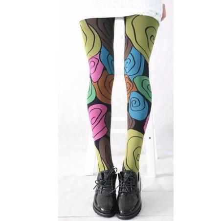 Collant-opaque-losanges-spirales-fantaisie-porté-face