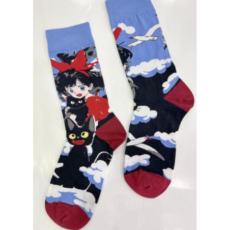 chaussettes-Les-petits-caprices-Ghibli--kiki-la-sorcière-et-son-chat-dans-les-nuages