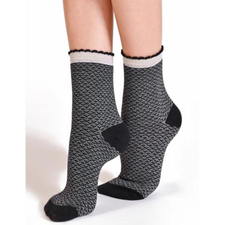 Chaussettes-fantaisie-Phiplipp-matignon-jacquard-chic-élégant-noir-profil