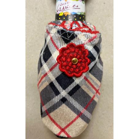 chausson-les-petits-caprices-velours-burbchic-rouge