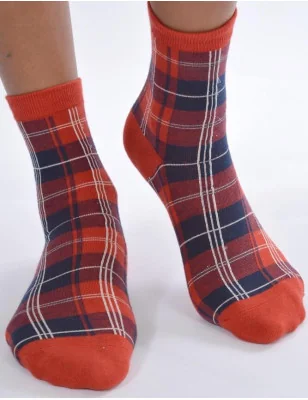 Chaussettes rouges carreaux ecossais