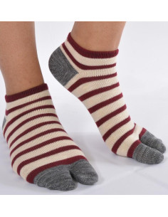 Chaussettes ninjas Grises larges rayures bordeaux