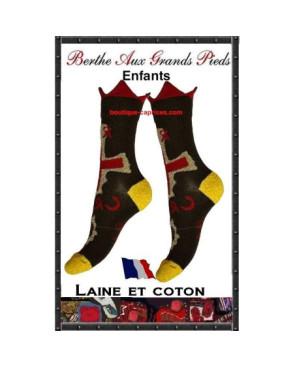 Chaussettes Croix rouge Berhe aux grands pieds enfants