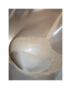  Eprise de Lise Charmel Sublime Invisible Soutien gorge dentelle