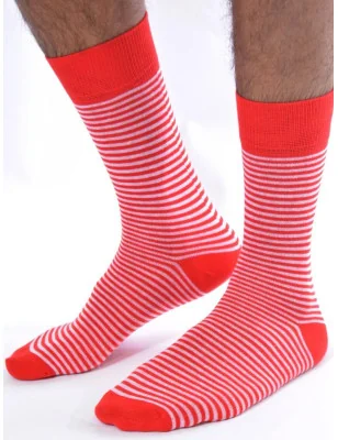 Chaussettes rayures rouges tendance