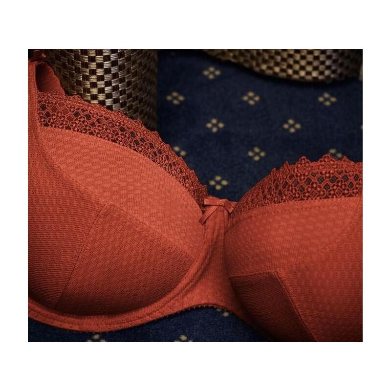 Empreinte capucine soutien gorge décolleté