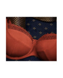 Empreinte capucine soutien gorge décolleté