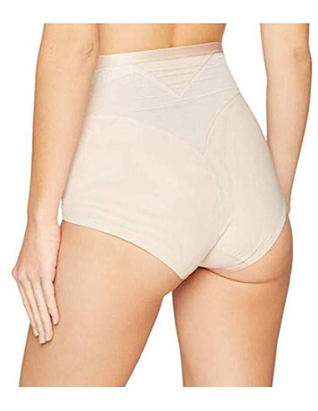 Lingerie gainante invisible triumph