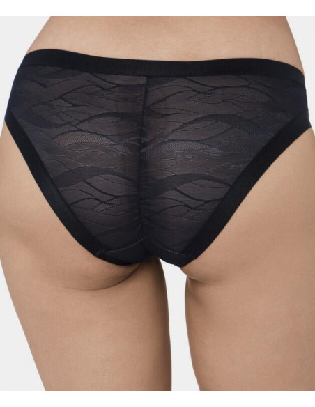 Slip en dentelle invisible triumph airy sensation