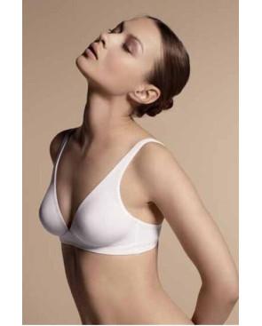  Triangle Huit Faussement nue blanc