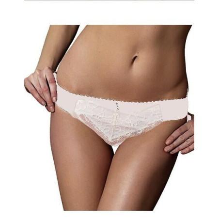 String New grace  dentelle Piège