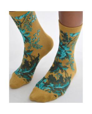  Chaussettes-les-petits-caprices-moutarde-fleuris-de-turquoise-3-quart-3quarts