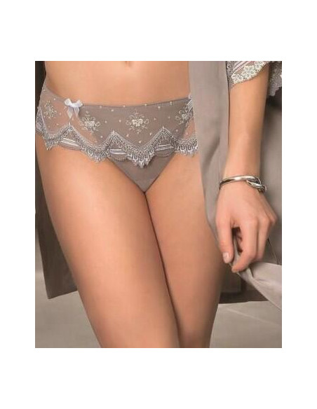 shorty Lise Charmel Seychelles en vue