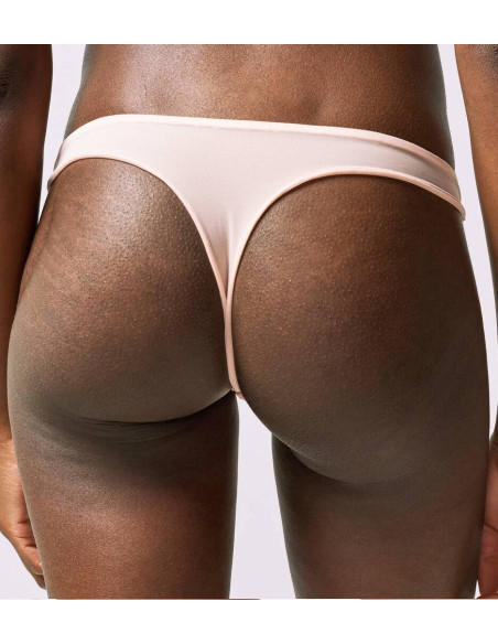 string Chantal Thomass Sharp