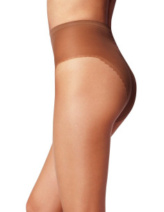 Collant beauté d'été taille fine Le Bourget 2