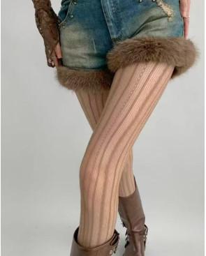 Collant-Resille-dentelle-verticale-peau