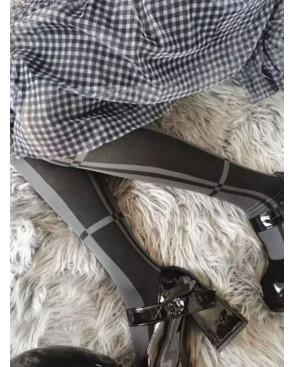 Collant-les-petits-caprices-imprimé-Rectangles-asymétriques-gris-noirs-profil