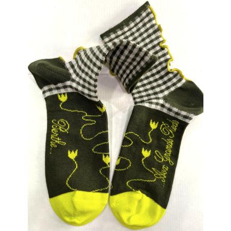 Chaussettes Berthe aux Grands Pieds couture Vichy Fleuris