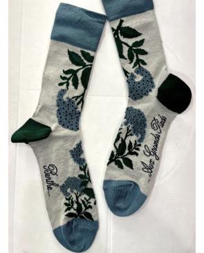 chaussettes-Berthe-aux-grands-pieds-gris-bleu-Hortensia-bleuet