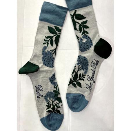 chaussettes-Berthe-aux-grands-pieds-gris-bleu-Hortensia-bleuet