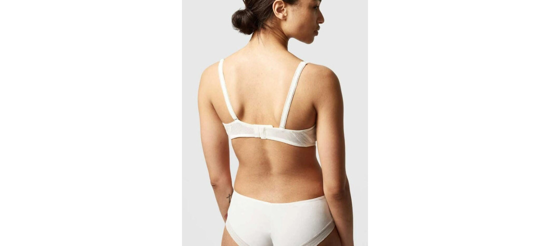 Shorty Chantelle True Lace