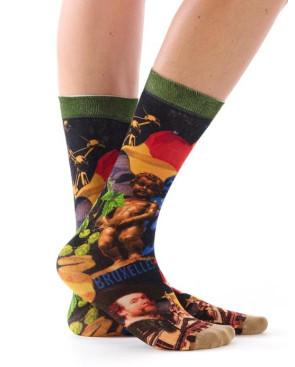 chaussettes-Ruban-rouge-Dub-et-drino-museum-tour-du-monde-Belgique-rutdm09-avant
