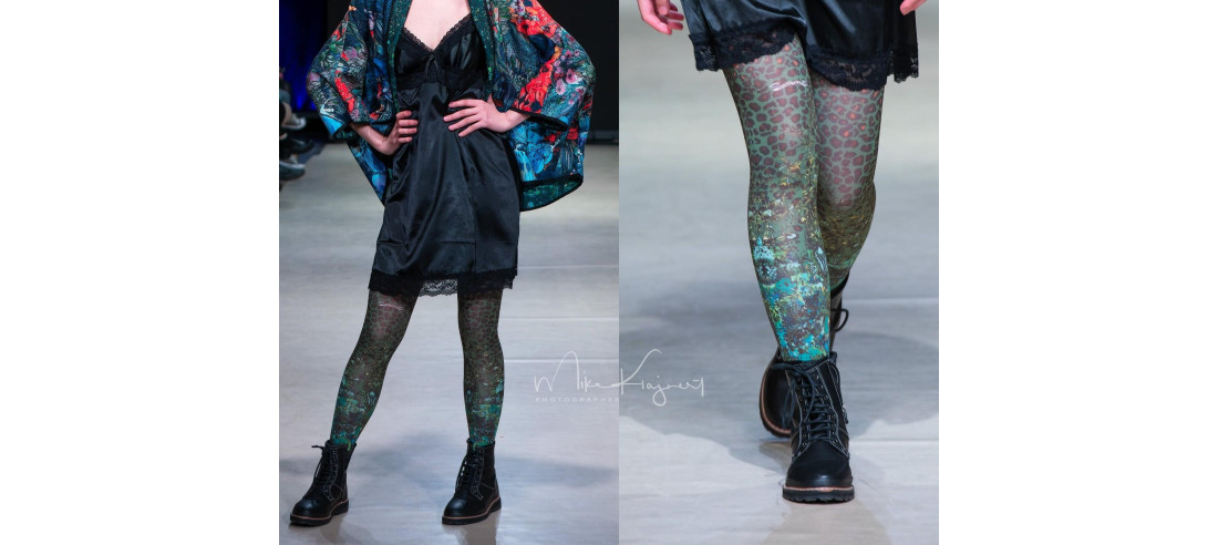 collant Dans les bois de Marieantoilette qui vien de la forêt