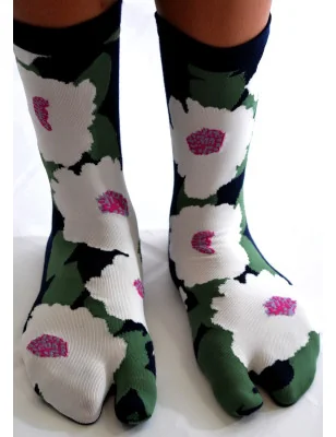 Chaussettes-japonaises-coton-les-petits-caprices-hibiscus-en-fleurs-face