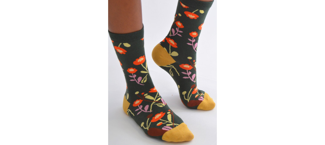 Chaussettes-les-petits-caprices-Vert-Oeillets-fleuris-3-4