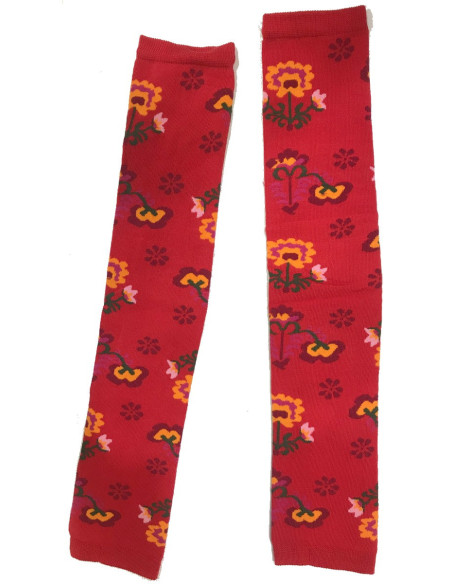 Mitaines-et chaussettes-cronert-fleurs stylée-détail-rouge