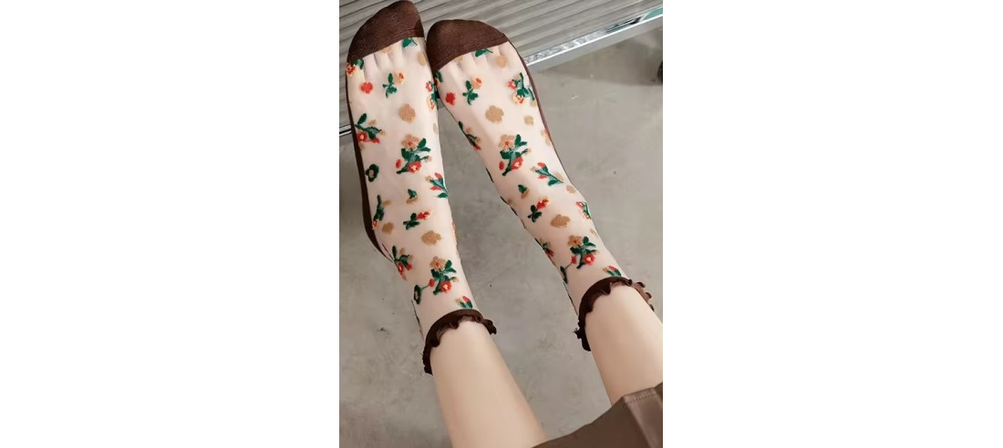 Chaussettes-les-petits-caprices-crystal-bouquet-de-fleurs-marrons