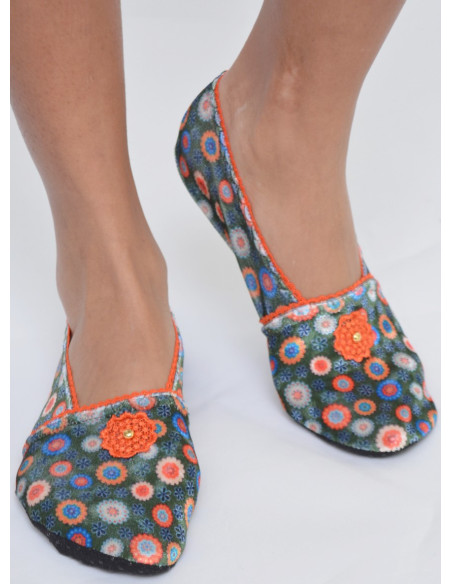 Chausson-velours-imprimé-les-petits-caprices-ta-ta-ta-orangel-avant-face