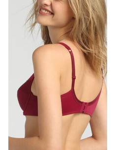 soutien gorge dim generous rouge vernis 2