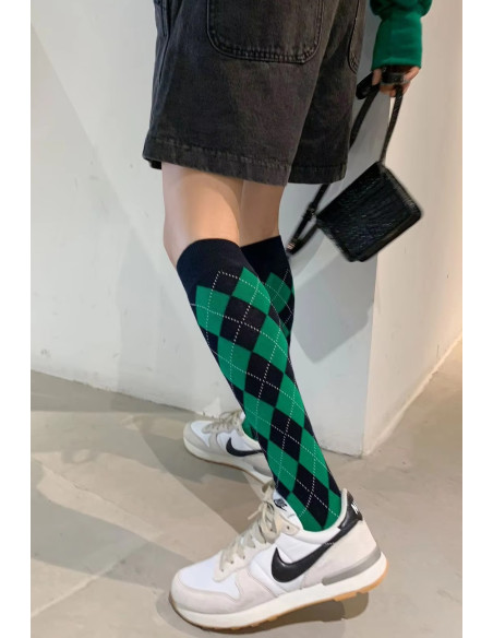 MI-BAS-coton-Argyle-noir-et-vert-profil