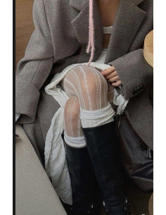 Collant-Resille-dentelle-verticale-IVOIRE-porté