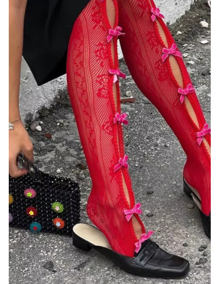 Collant-resille-dentelle-à rubans-rouge-noeud-rose-détail