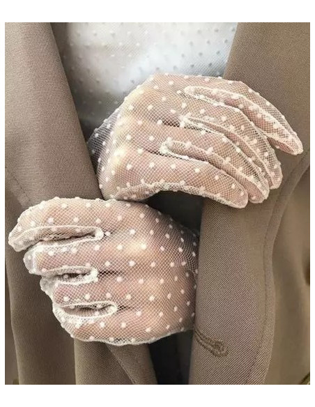 gants-tulle-plumetis-blanc-chic