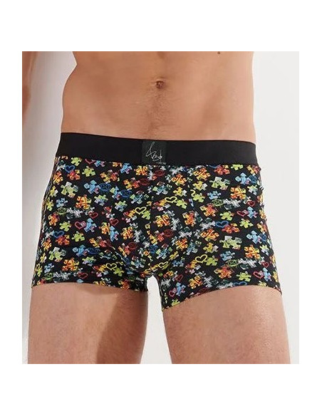 Boxer-Hom-puzzled-motif-face